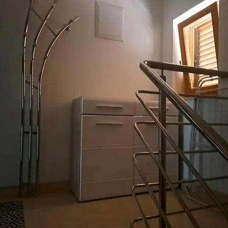 Διαμέρισμα Ines *