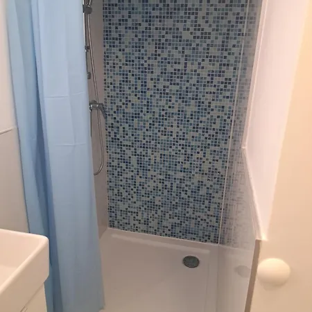 Διαμέρισμα Ines Τρογκίρ