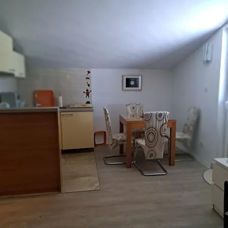 Ines Apartman